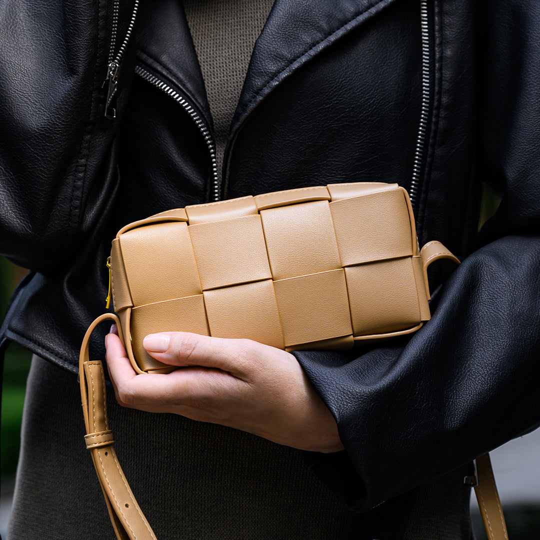 Latte Grid Mini Shoulder Bag – FIORENE