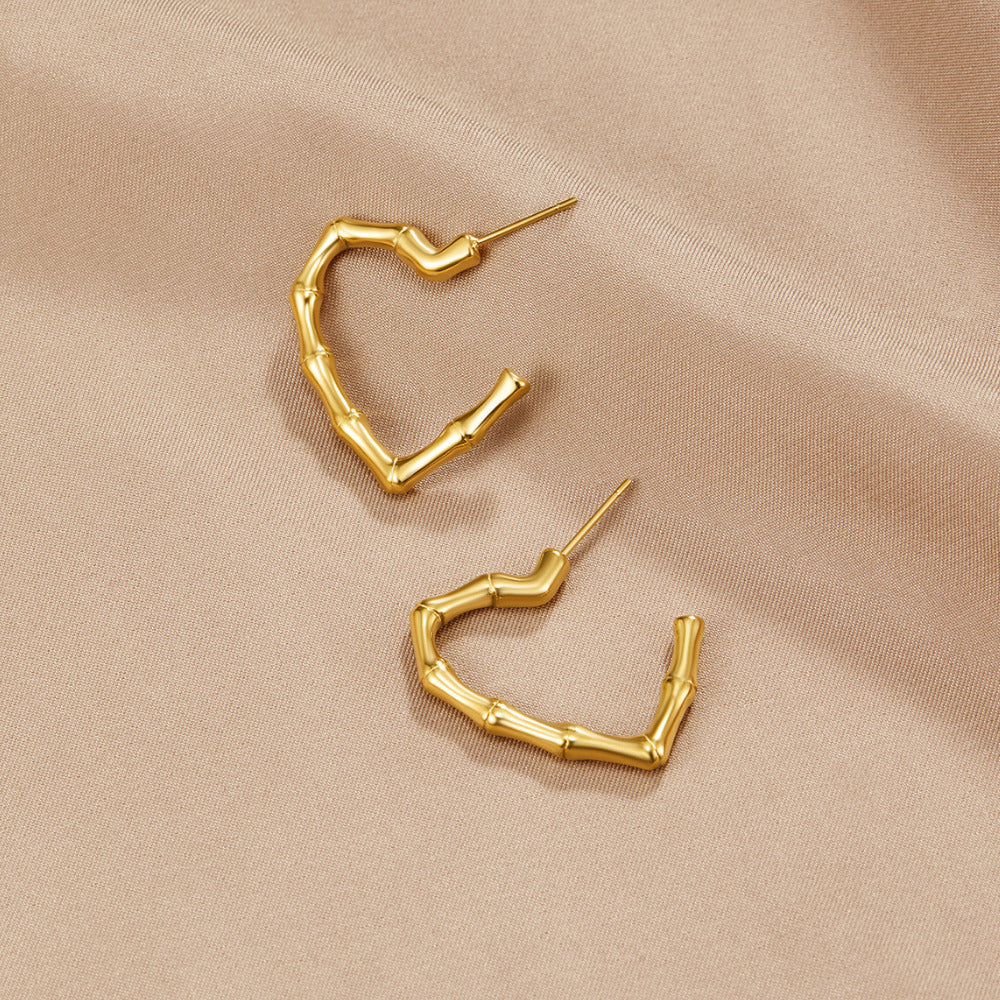 Bamboo Love Heart Earring – FIORENE