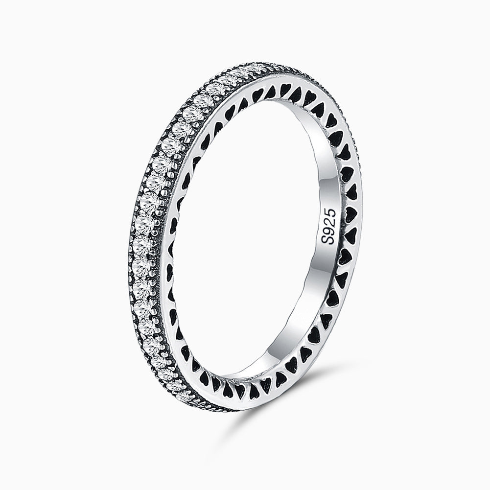 Eternal Sparkle Heart Ring – FIORENE