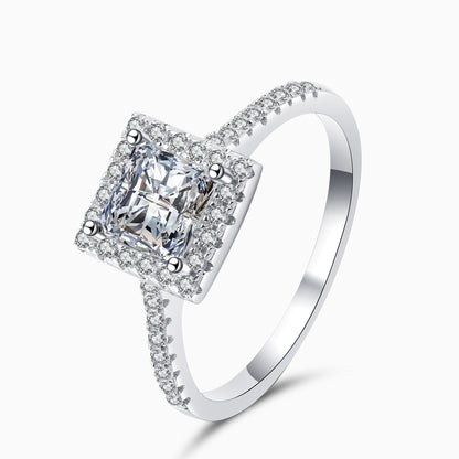 Celeste Radiance Diamond Ring – FIORENE