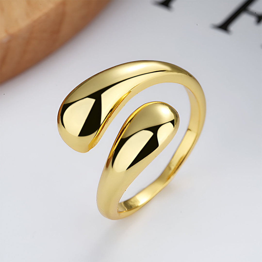 Fluid Embrace Ring – FIORENE