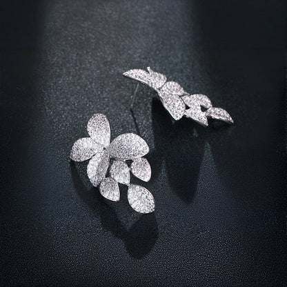 Elara Leaf Earrings – FIORENE