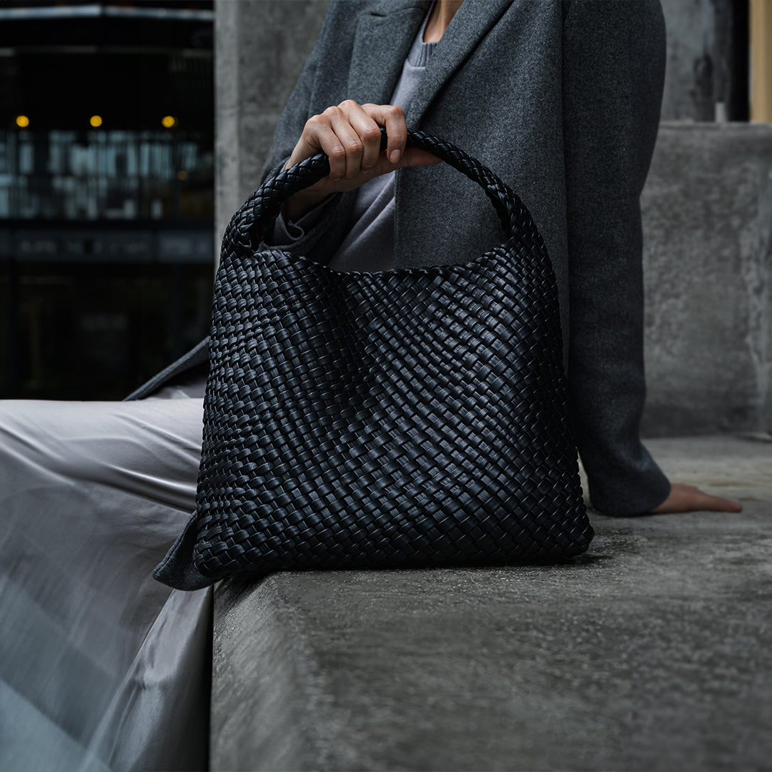 Urban Noir Shoulder Bag – FIORENE