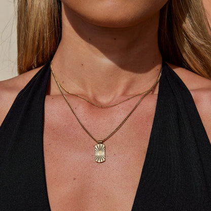 Solar Ray Medallion Necklace – FIORENE