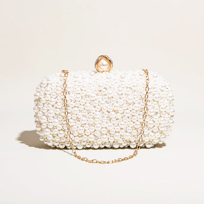 Aurielle Pearl Embrace Clutch – FIORENE