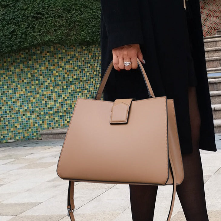 Camel Serenity Shoulder Bag – FIORENE