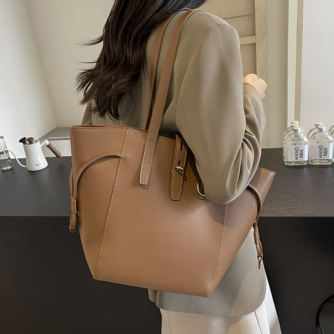 Caramel Grace Tote Bag – FIORENE