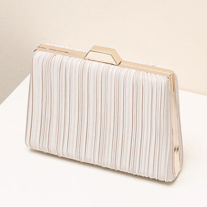 Pleated Serenity Halo Clutch – FIORENE