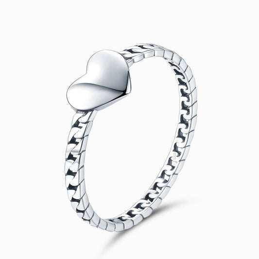 Charmed Heart Chain Ring – FIORENE