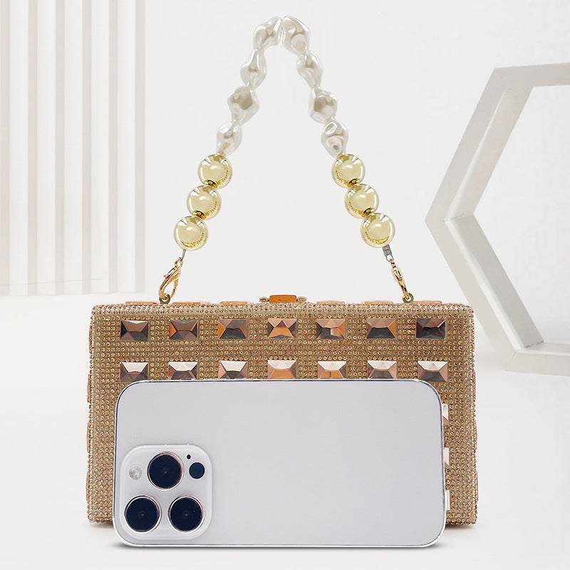 Golden Grid Radiance Clutch – FIORENE