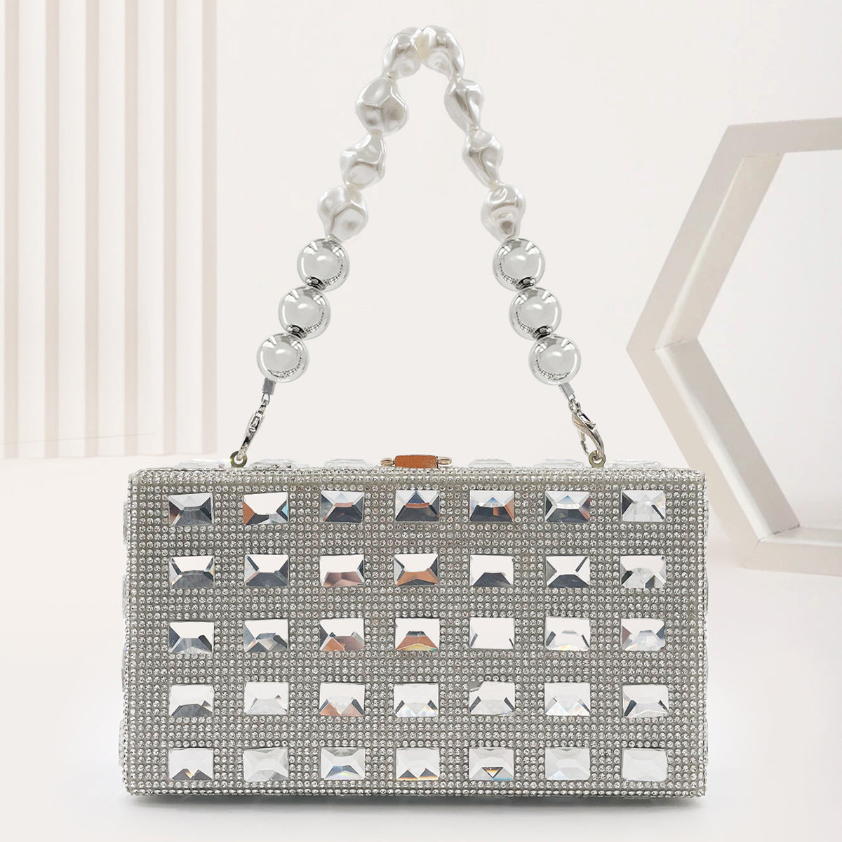 Golden Grid Radiance Clutch – FIORENE