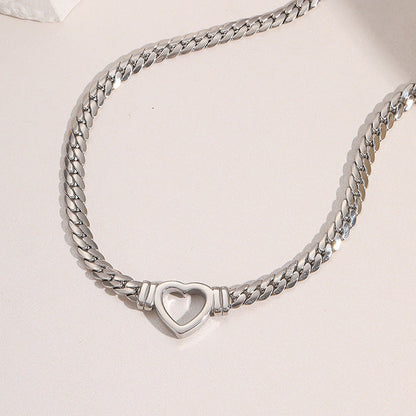 Amora Linked Heart Choker – FIORENE