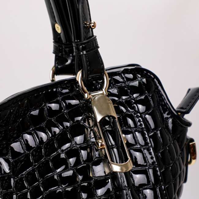 Midnight Croc Radiance Shoulder Bag – FIORENE