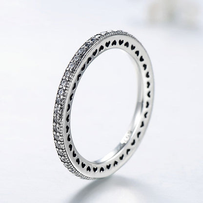 Eternal Sparkle Heart Ring – FIORENE