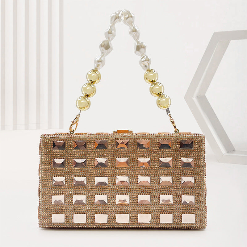 Golden Grid Radiance Clutch – FIORENE