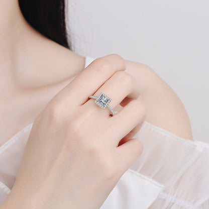 Celeste Radiance Diamond Ring – FIORENE