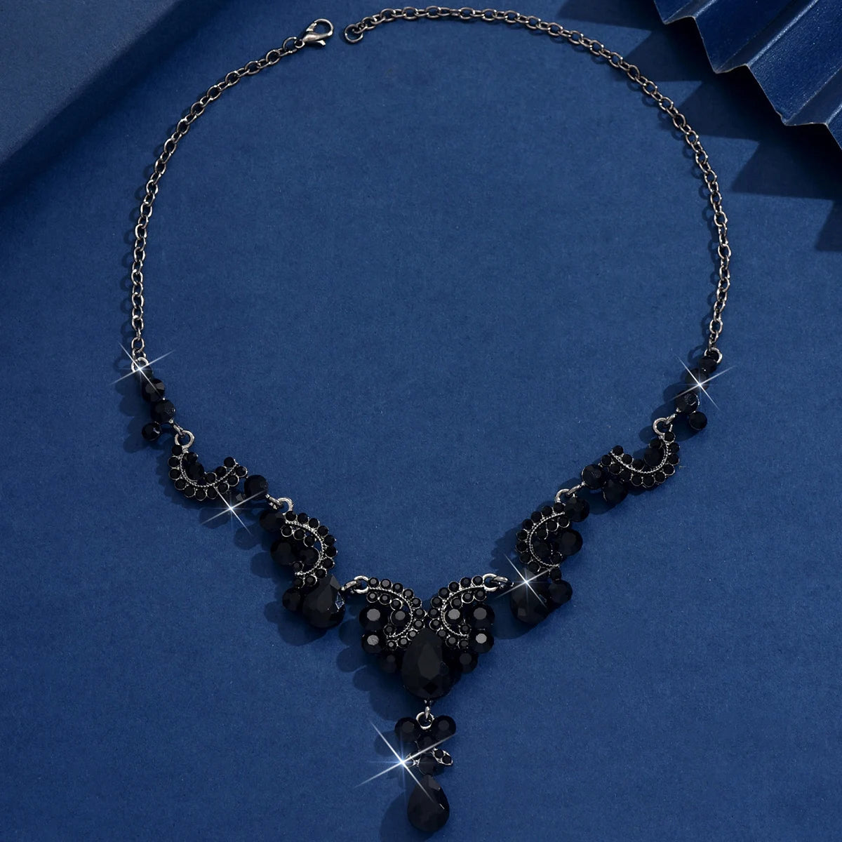 Midnight Ornate Necklace – FIORENE