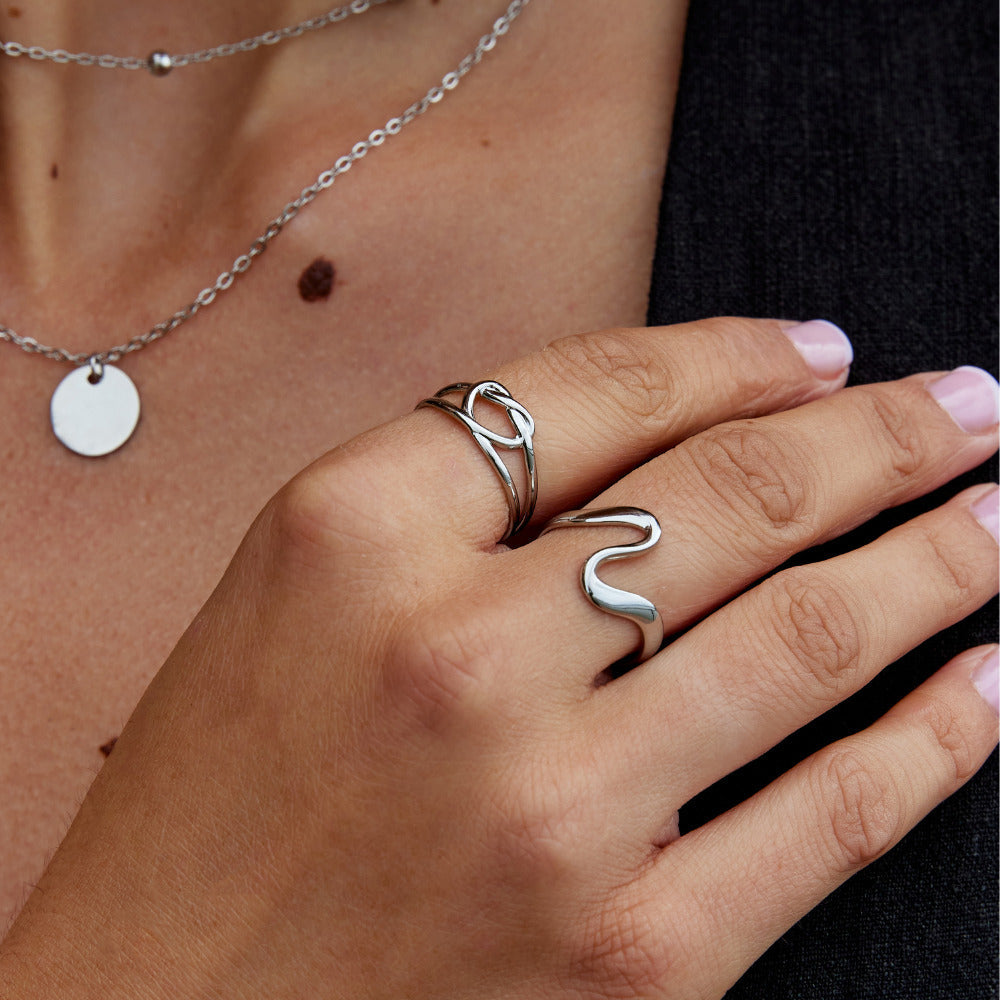 Silver Knot Heart Ring – FIORENE