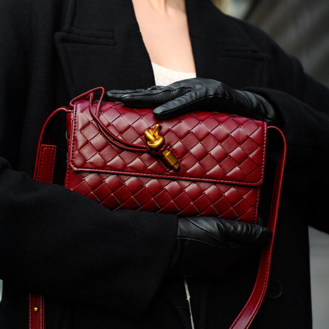 Garnet Knot Crossbody – FIORENE
