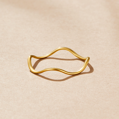 Iconic Golden Rippled Stackable Ring – FIORENE