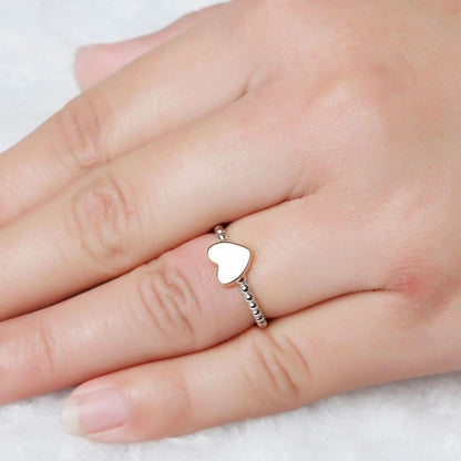 Roselle Heart Charm Ring – FIORENE