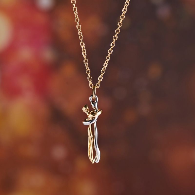 Etreinte Abstract Lovers Pendant – FIORENE