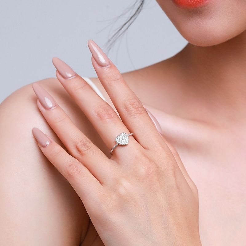 Amorette Sparkle Heart Ring - FIORENE