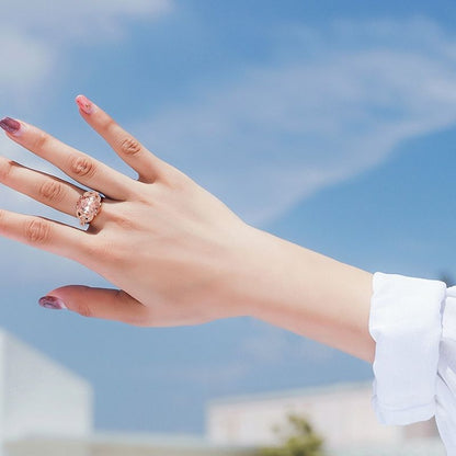 Rosabella Oval Halo Ring – FIORENE