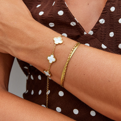 Mother of Pearl Clover Bracelet – FIORENE
