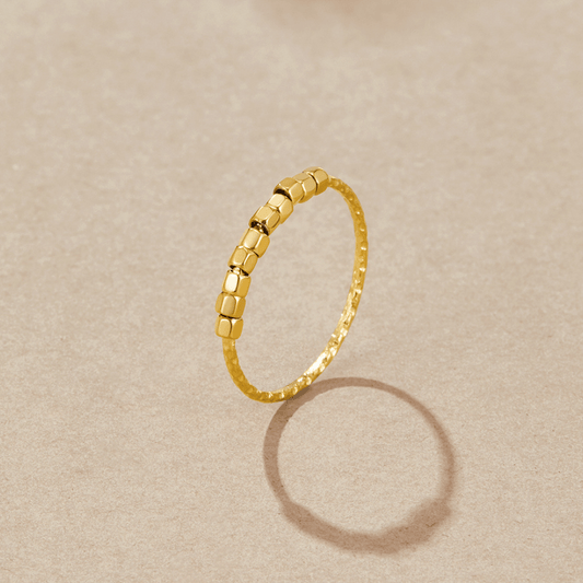 Geometric Cube Dainty Ring – FIORENE