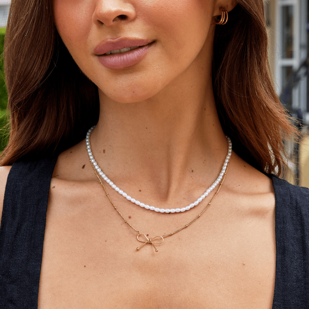 Radiant Bow Necklace – FIORENE