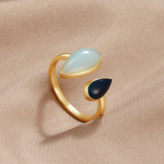 Onyx & Seafoam Teardrop Ring – FIORENE