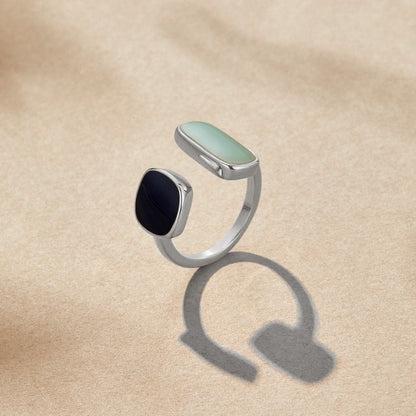 Radiant Noir & Mint Ring – FIORENE