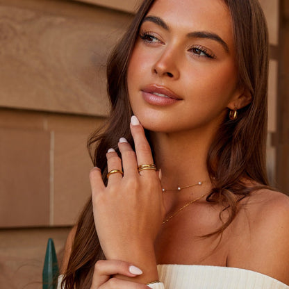 Noble Sculpted Triple Ring – FIORENE