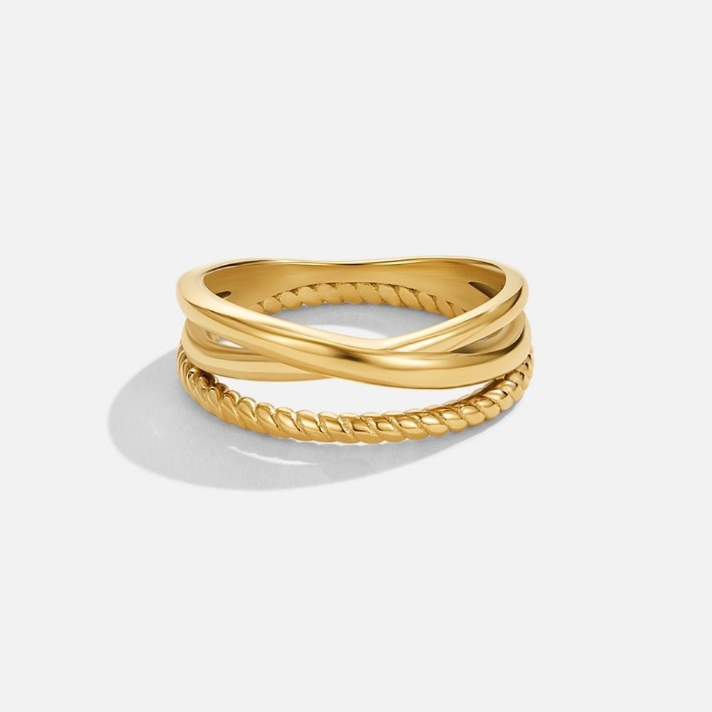 Noble Sculpted Triple Ring – FIORENE