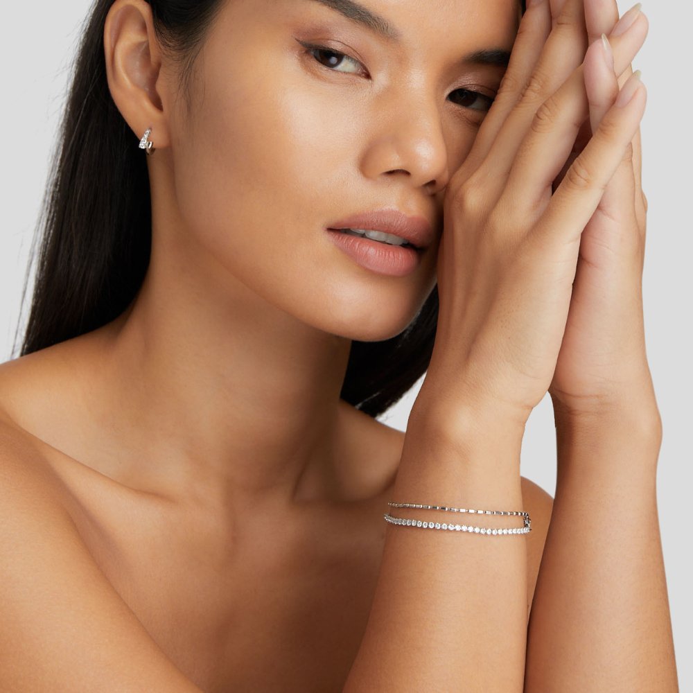 Cylinder & Shimmering Riviera Chain – FIORENE