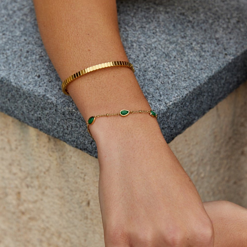 Emerald Teardrop Gilded Bracelet – FIORENE