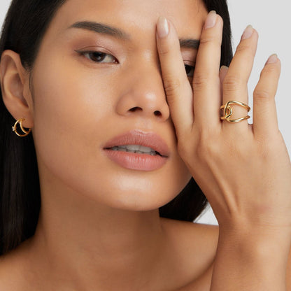 Sleek Golden Dual-Orbital Ring – FIORENE