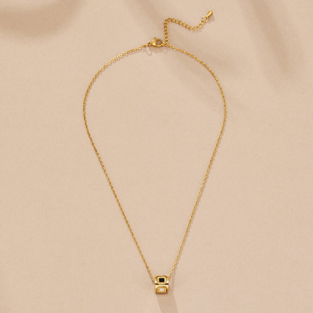 Gilded Geometric Cylinder Necklace – FIORENE