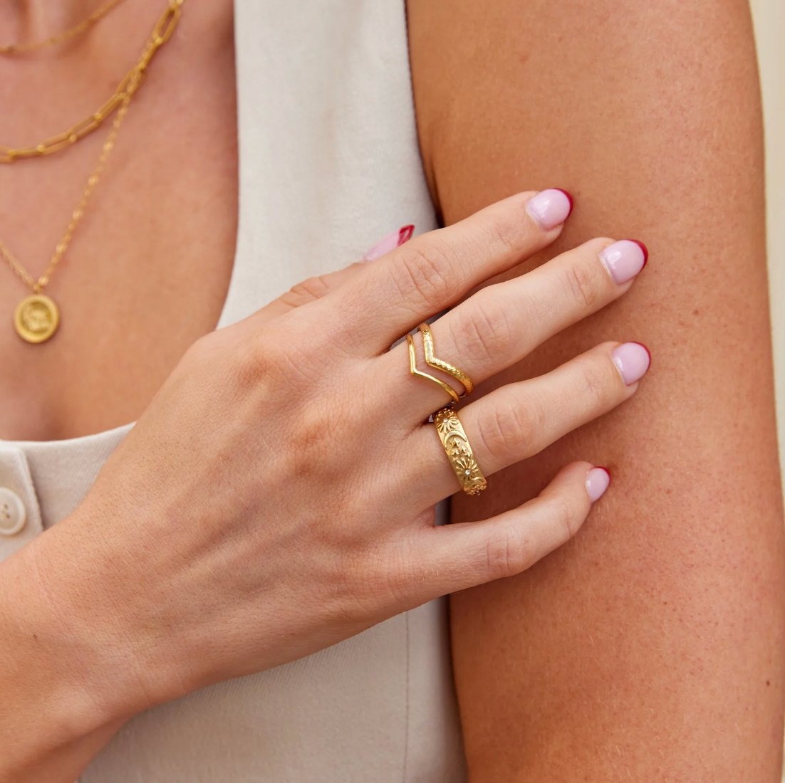 Sun & Moon Etched Ring – FIORENE