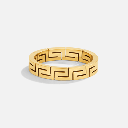 Golden Labyrinth Ring – FIORENE
