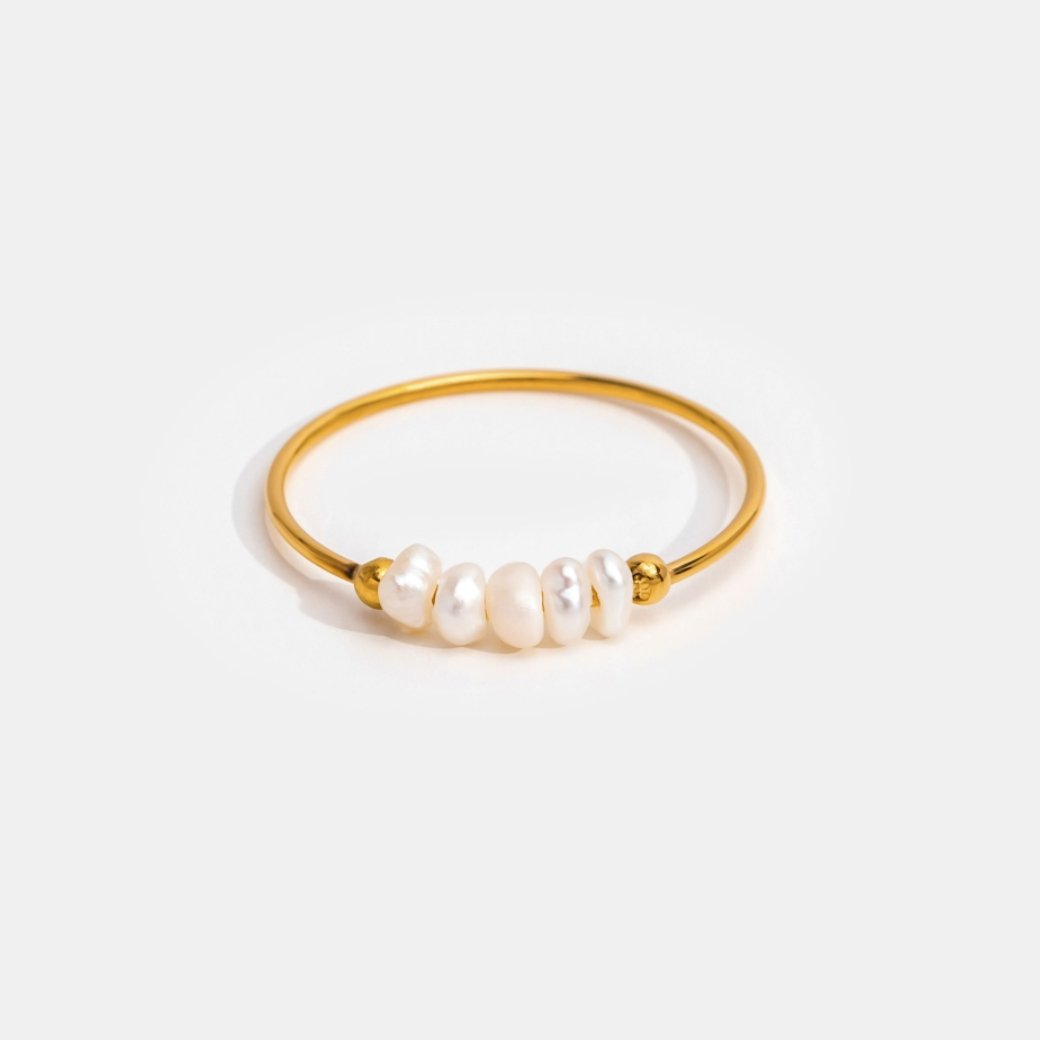 Gilded Five Pearl Ring – FIORENE