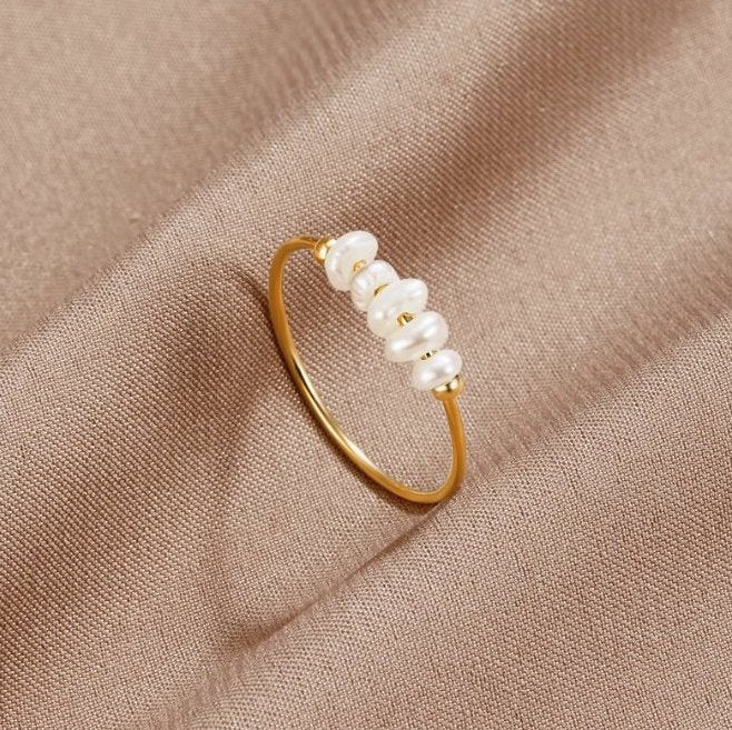 Gilded Five Pearl Ring – FIORENE