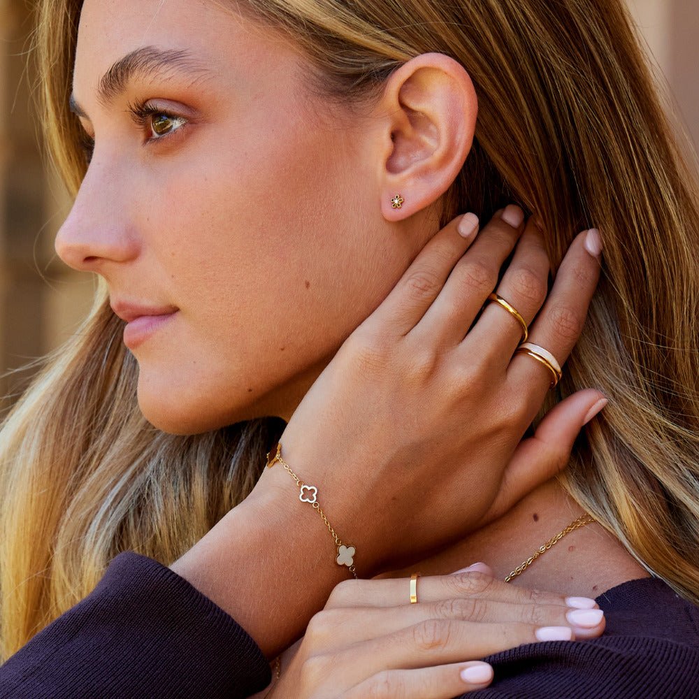 Golden Bloom Earring – FIORENE