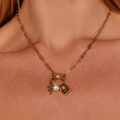 Gilded Carabiner Pave Necklace – FIORENE