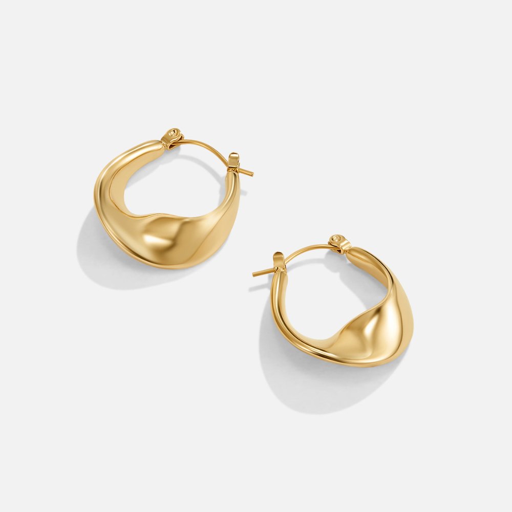 Luminous Sculpted Organic Hoops – FIORENE