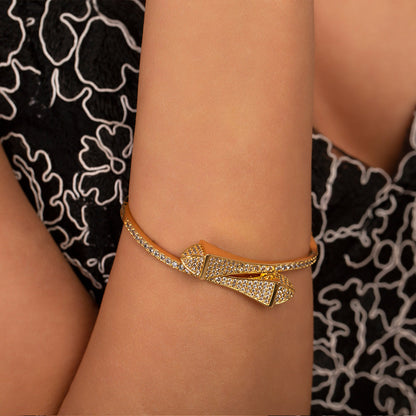 Golden Diamond Bow Bangle - FIORENE