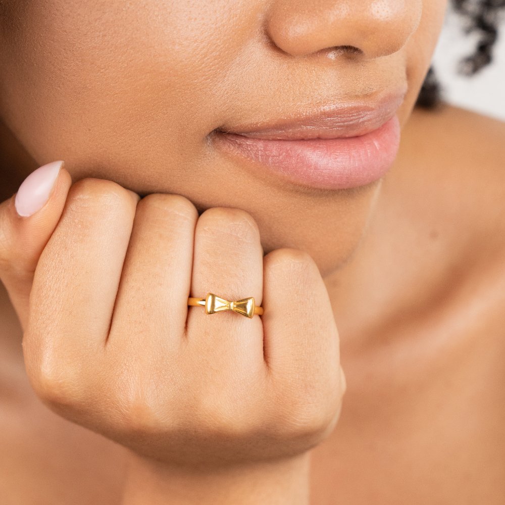 Iconic Golden Polished Knot Ring – FIORENE