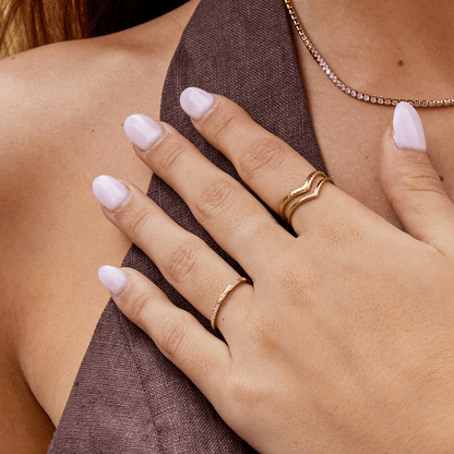 Polished Crystal-Dotted Ring – FIORENE