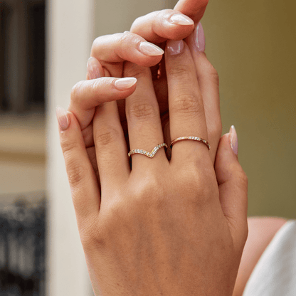 Radiant Chevron Ring – FIORENE